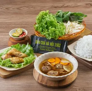 Ảnh đại diện Bún Chả Hà Nội 1982 - Bùi Đình Túy