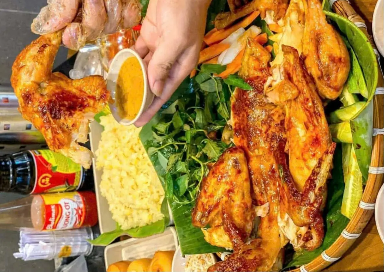 Ảnh bìa Gà Nướng Muối Ớt Ngọc Tiên - Thoại Ngọc Hầu