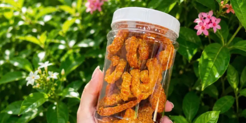 Ảnh bìa Ăn Vặt Chị Huyền - Bánh Tráng & Nước Ép - Nguyễn Trọng Tuyển