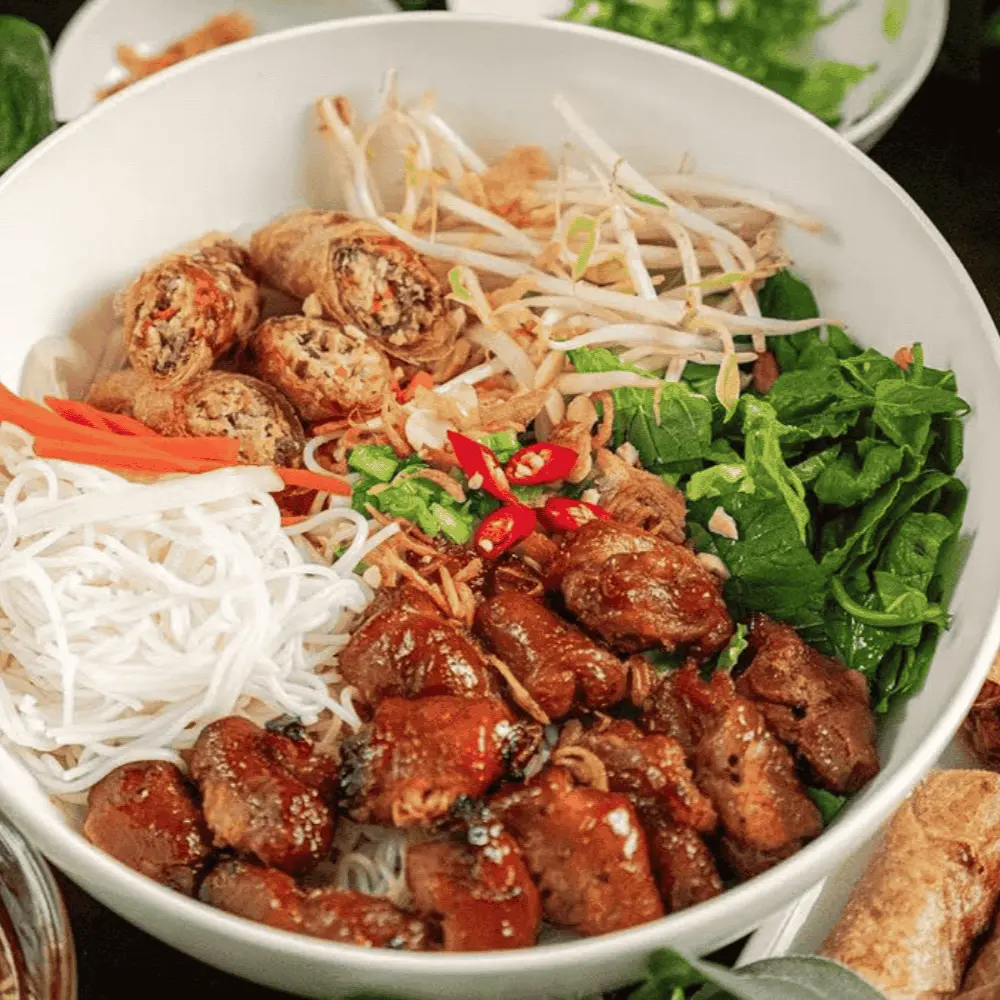 Ảnh bìa Bún Thịt Nướng Huỳnh Mẫn - Nguyễn Đình Chiểu