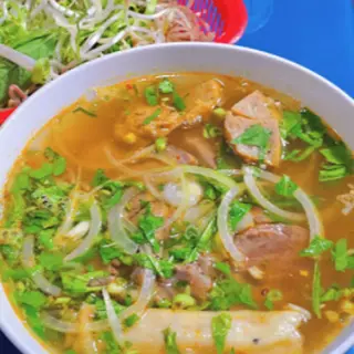 Ảnh đại diện Bún Bò 8643 - Nguyễn Thị Sáu
