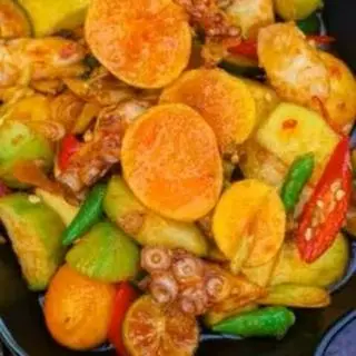 Ảnh đại diện Chân Gà Rút Xương Sốt Thái Bà Béo 2 - Lê Quang Định
