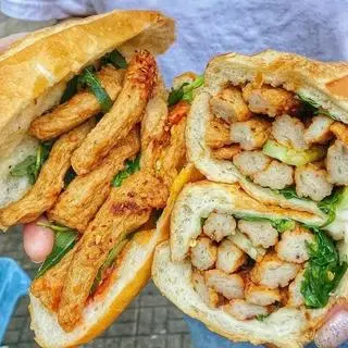 Ảnh đại diện Bánh Mì Chả Cá Nóng Phú Mập - Lạc Long Quân