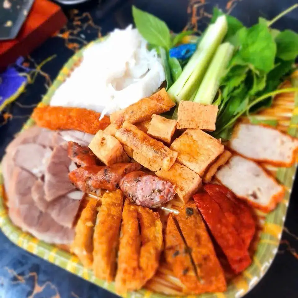 Ảnh bìa Bún Đậu Mắm Tôm & Ăn Vặt 90 - Lê Văn Khương