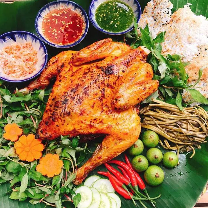 Ảnh bìa Nam Gà - Gà Nướng Ngũ Vị, Gà Luộc & Gà Ủ Muối - Trần Thái Tông