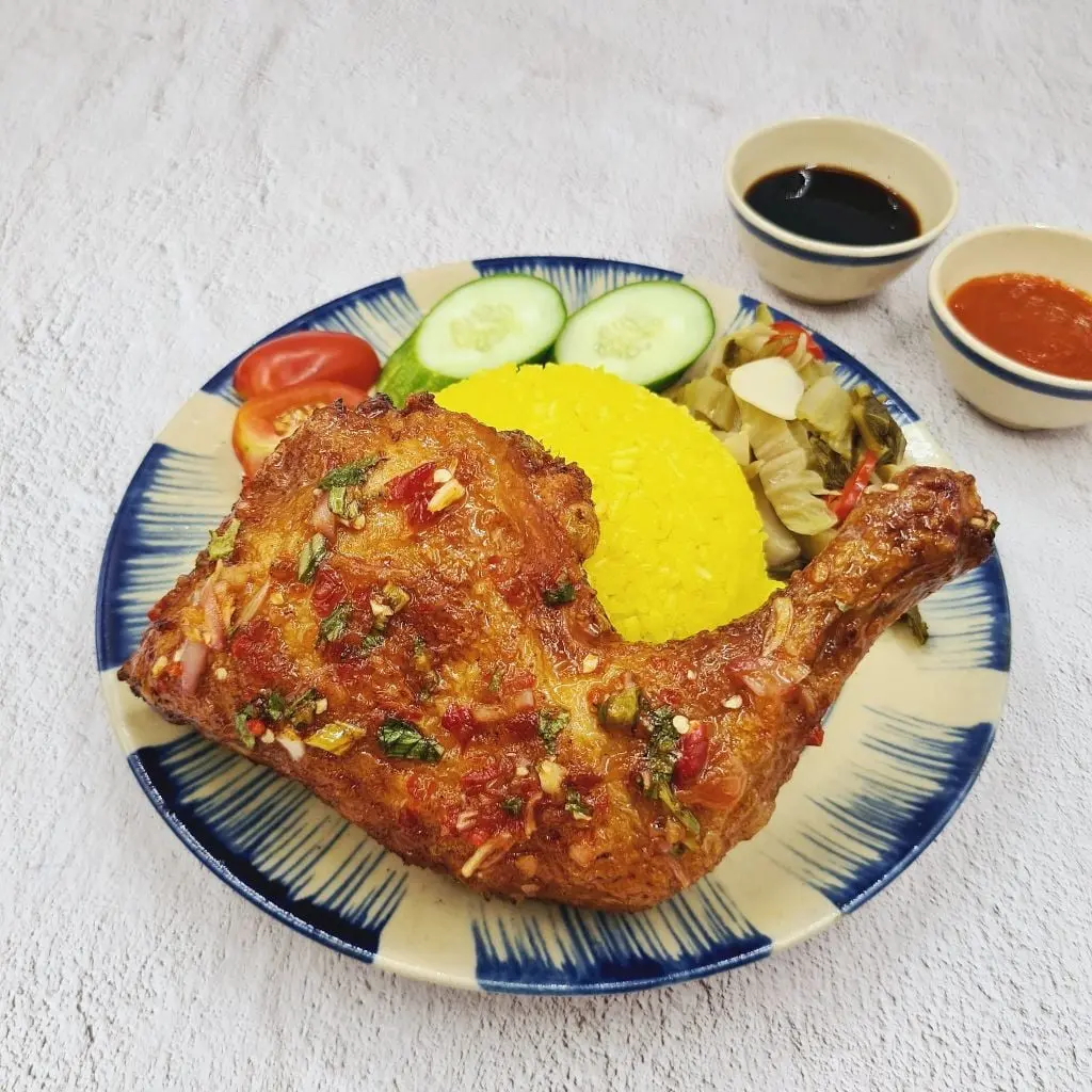 Ảnh bìa Cơm Gà & Phở Gà Bếp Đức Tài - Khu Đô Thị An Hưng