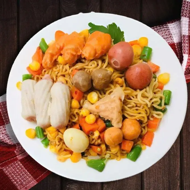 Ảnh bìa Ăn Vặt Mì Trộn 24H - Phan Huy Ích