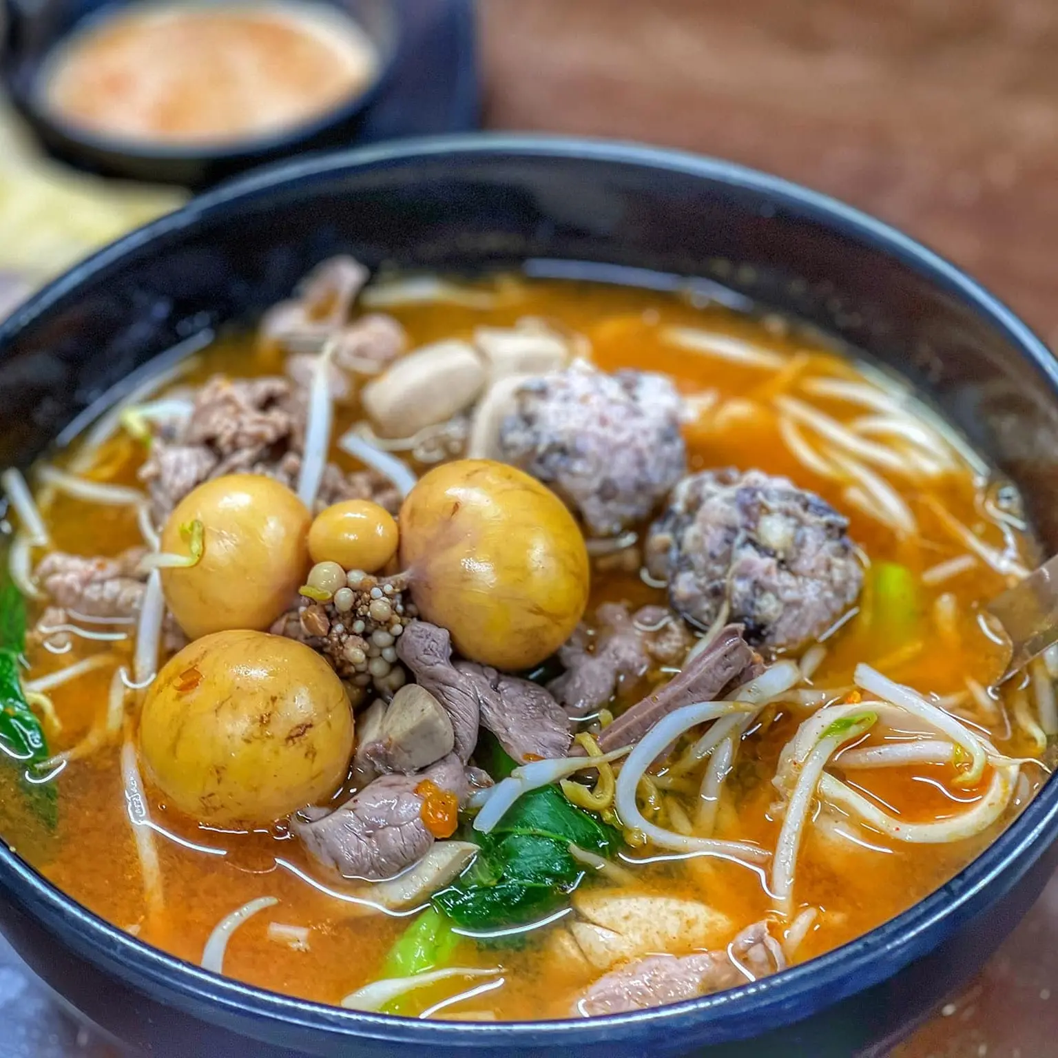 Ảnh bìa Phệ Quán - Mỳ Kim Chi & Lẩu Thái 1 Người - Ao Sen