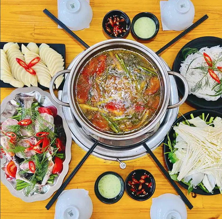 Ảnh bìa Ốc Huy Hoàng - Hải Sản, Lẩu & Hàu - Lưu Chí Hiếu