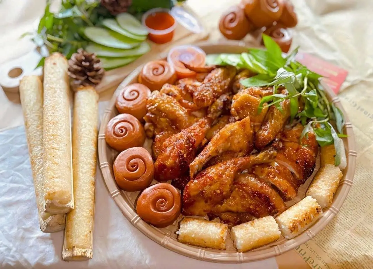 Ảnh bìa Gà Nướng Cơm Lam & Bánh Bao Huy Phát - Tỉnh Lộ 10