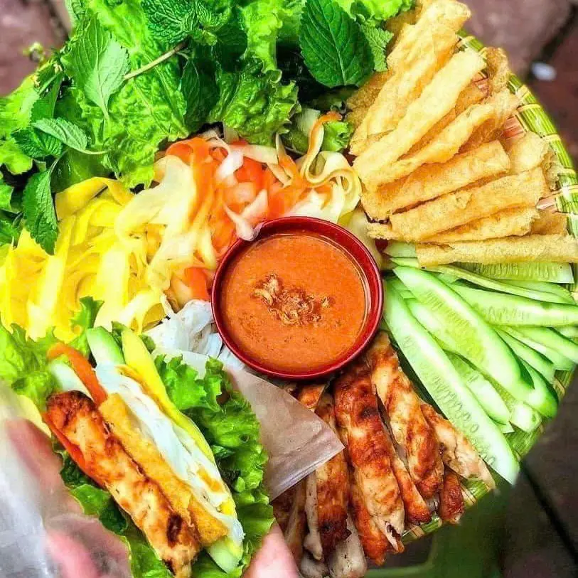 Ảnh bìa Dung Nguyễn - Nem Nướng Đặc Sản Nha Trang - Hàm Nghi