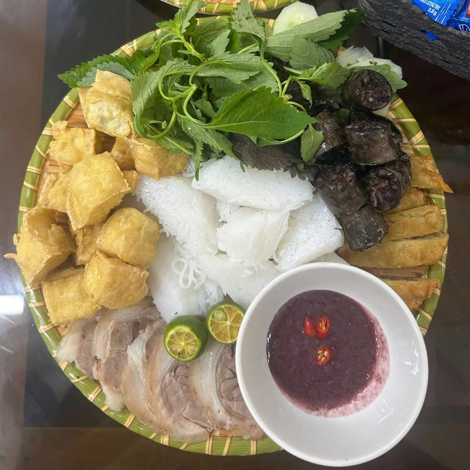 Ảnh bìa Bún Đậu Mơ - Đông Các
