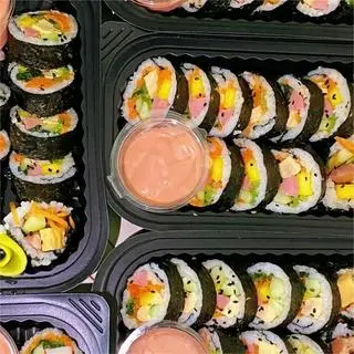 Ảnh đại diện Bếp Nhà Én - Kimbap, Bibimbap & Đồ Ăn Hàn Quốc - Phùng Khoang