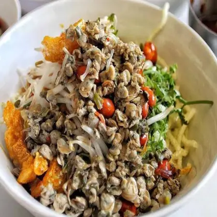 Ảnh bìa Hồng Phúc - Cơm Hến, Bún Hến & Mì Hến - Trung Mỹ Tây 2