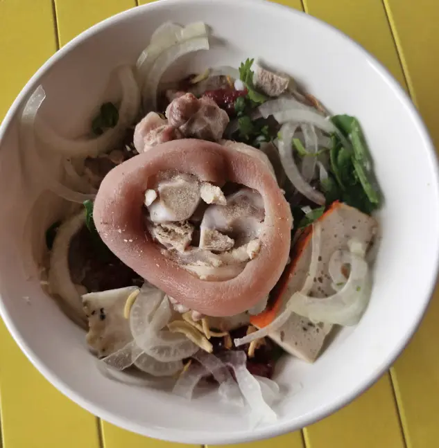 Ảnh bìa Mai Linh Bún Bò Huế - Lê Thị Kim