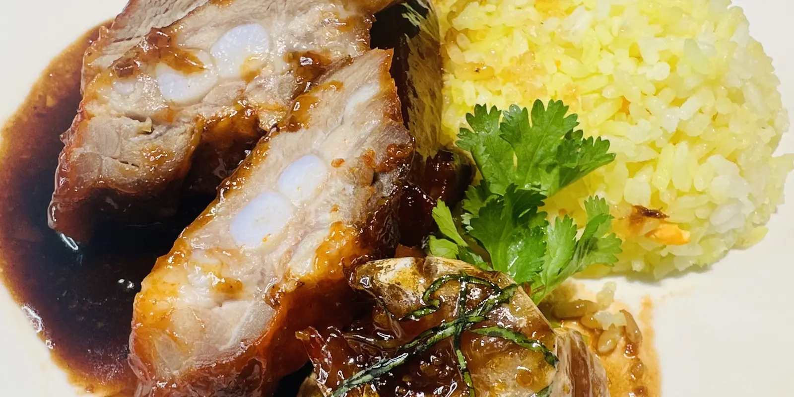 Ảnh bìa Cơm Chiên Sườn Quay Chảo Ba Quân - Pasteur