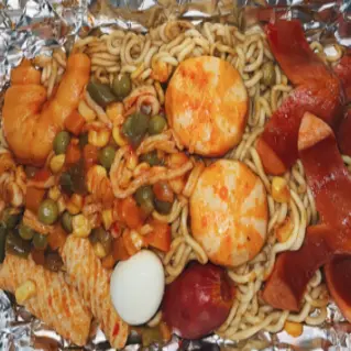 Ảnh đại diện Tiệm Ăn Hạnh Phúc - Mì Trộn Indomie & Đồ Ăn Vặt - Định Công Thượng