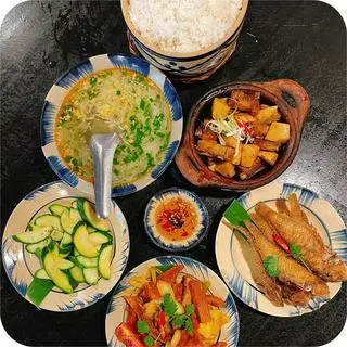 Ảnh đại diện Cơm Nhà Ngoại - Âu Cơ
