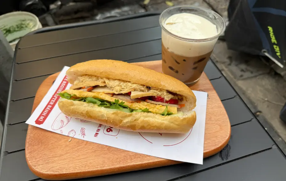 Ảnh bìa Bánh Mì Story - Bánh Mì & Cà Phê - Hàng Vôi