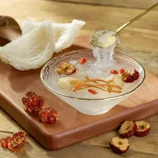 Ảnh đại diện Xuân Yến Sào - Yến Chưng Nóng - Nguyễn Ảnh Thủ