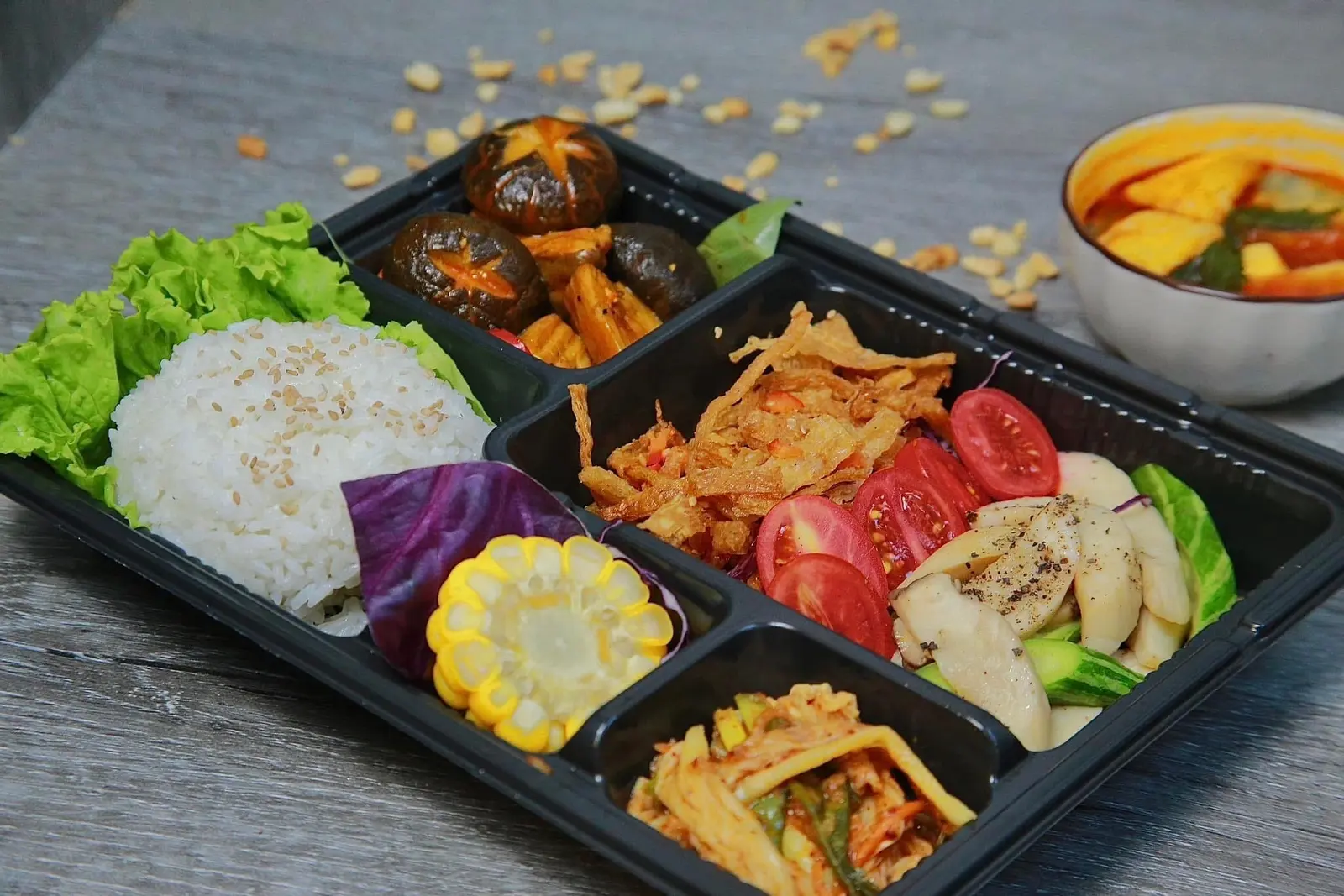 Ảnh bìa Chay Thuỷ Tiên - Bún Riêu & Bánh Mì - Tập Thể Vĩnh Hồ