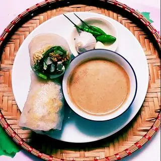 Ảnh đại diện Cô Xuân - Bánh Cuốn Tây Sơn, Bánh Mì Bình Định & Bún Thịt Nướng - Âu Dương Lân