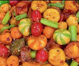 Ảnh đại diện Ăn Vặt Bà Lùn - Mỳ Trộn & Cá Viên Chiên - Phạm Đăng Giảng
