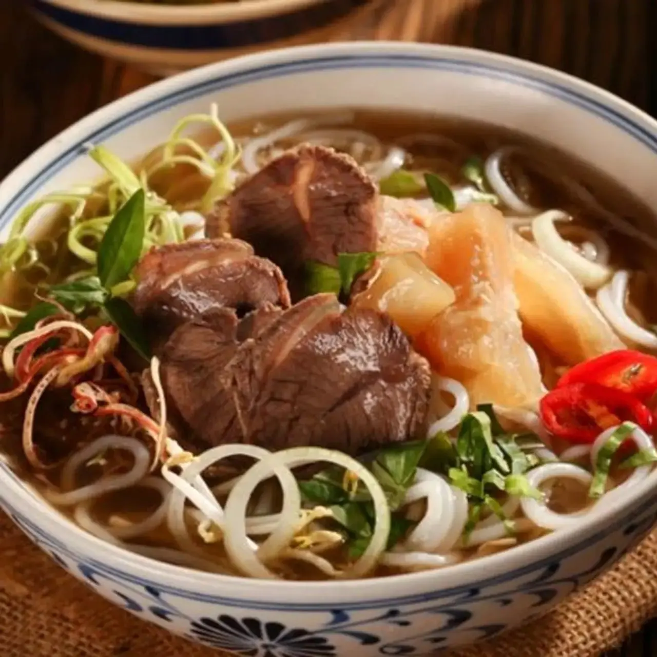 Ảnh bìa Chạm Quán Bún Bò Huế - Đào Trí