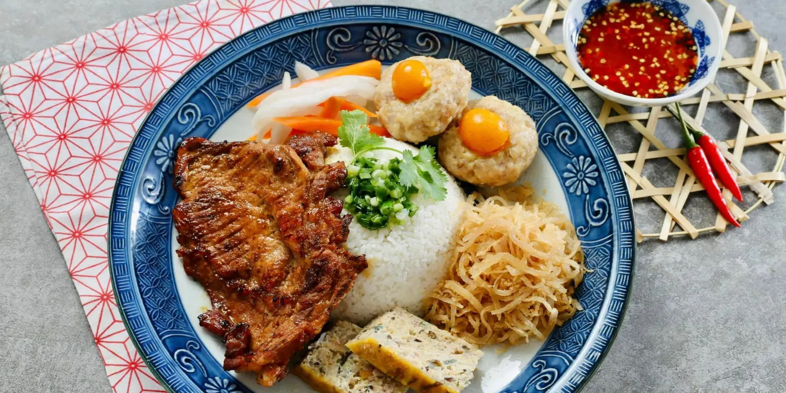 Ảnh bìa Cơm Tấm Đêm Sài Gòn - Phan Huy Ích