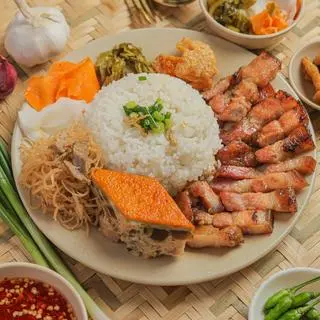 Ảnh đại diện Cơm Gà Cốm Vòng - Dịch Vọng Hậu