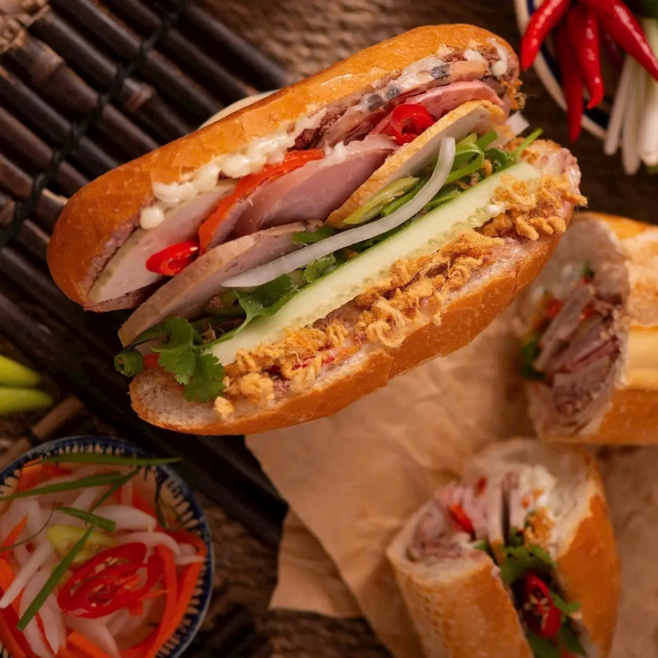 Ảnh bìa Bánh Mỳ 230 - Võ Chí Công