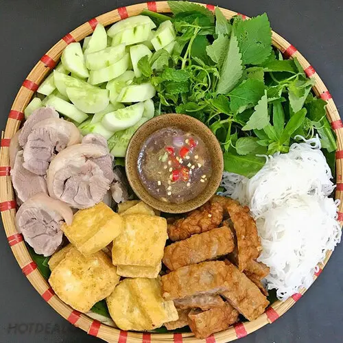 Ảnh bìa 2 Chị Em - Bún Đậu Mắm Tôm, Mỳ Cay & Bánh Xèo - Hữu Hưng