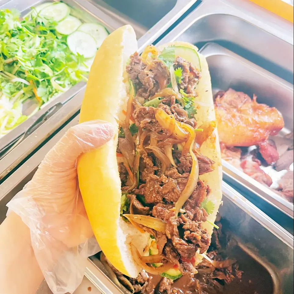 Ảnh bìa BAMI GU - Bánh Mì, Cơm Đảo & Trà Thái - Thượng Đình