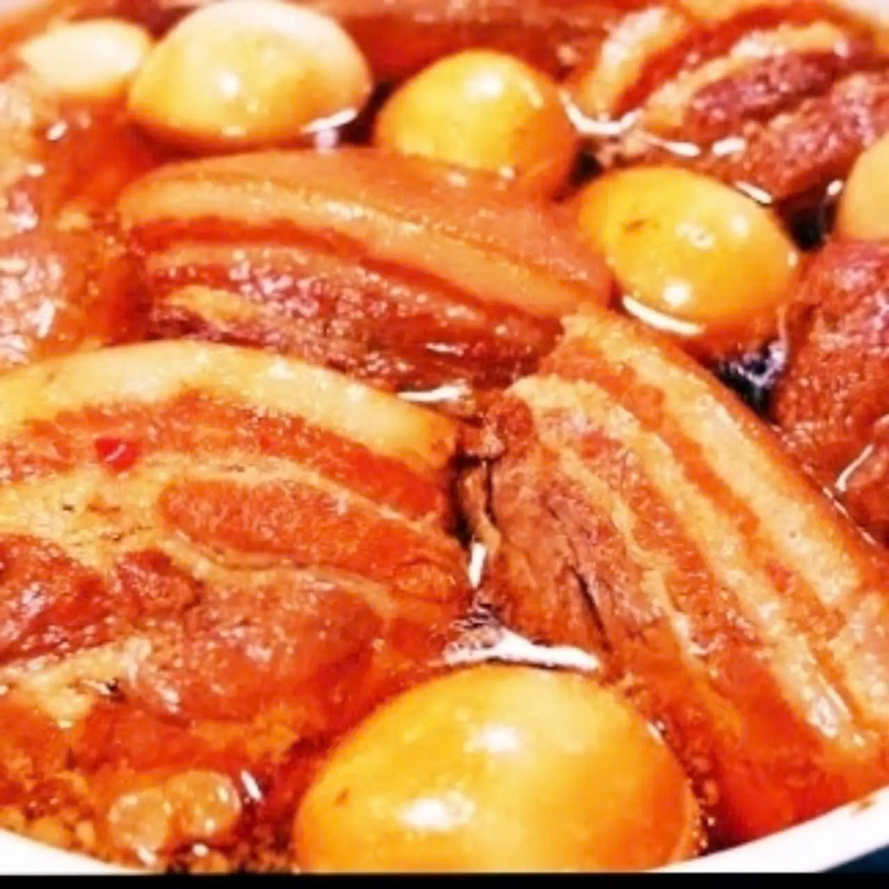 Ảnh bìa Thịt Kho Tàu Gia Truyền Cô Oanh - Tân Kỳ Tân Quý
