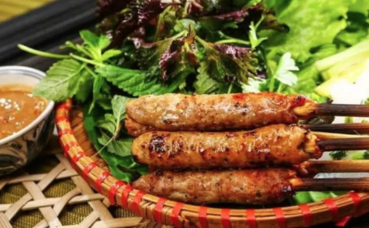 Ảnh bìa Nem Nướng Nha Trang & Gà Ủ Muối Hoa Tiêu