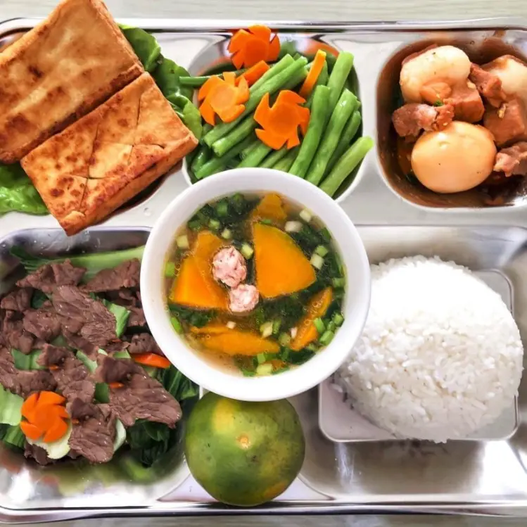 Ảnh bìa Cơm Mười - Hoàng Ngân