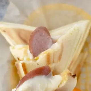 Ảnh đại diện Hotdog Phô Mai Tan Chảy Bé Dâu - Nguyễn Quang Bích