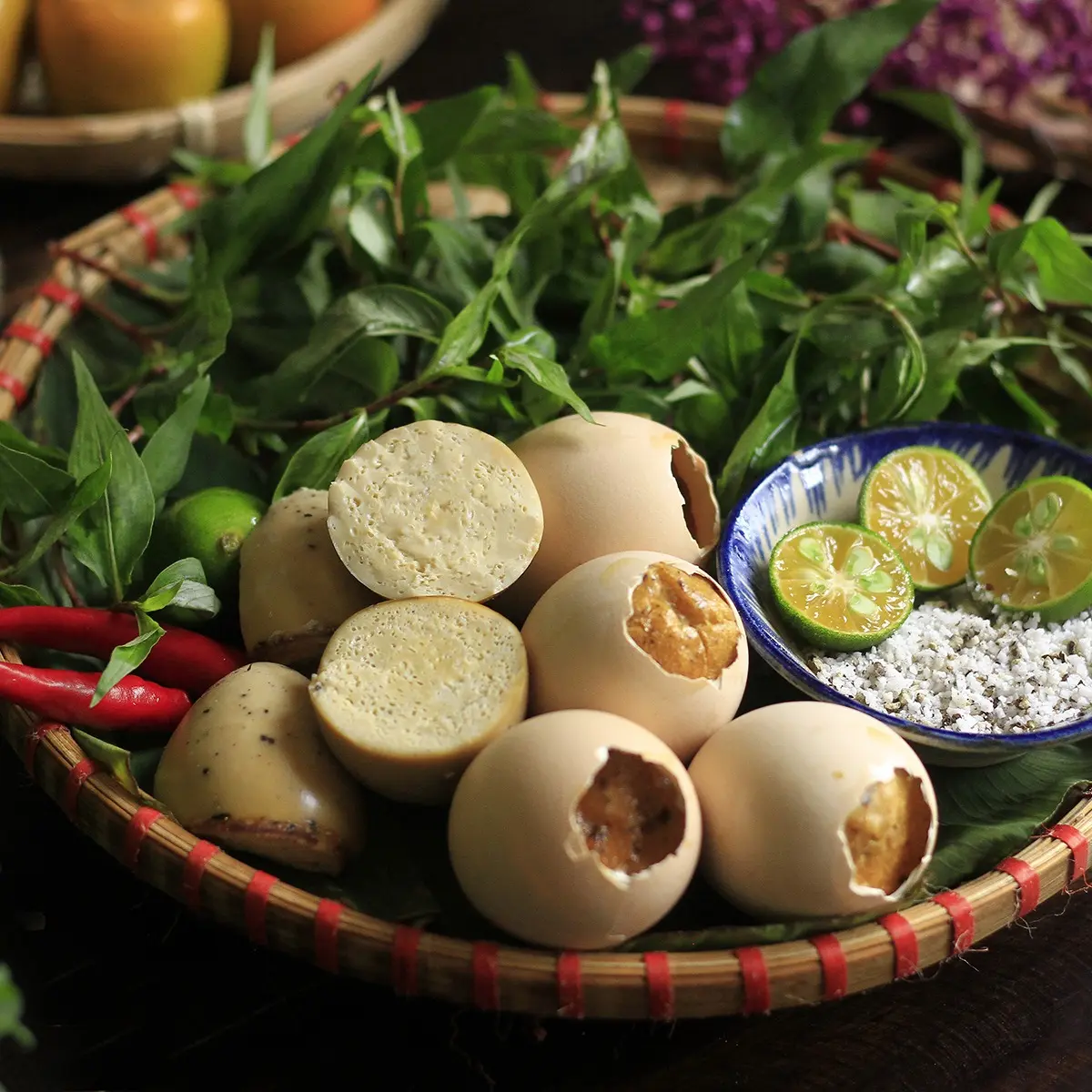 Ảnh bìa Ba Con Mèo - Trứng Nướng & Đồ Ăn Đêm - Triều Khúc