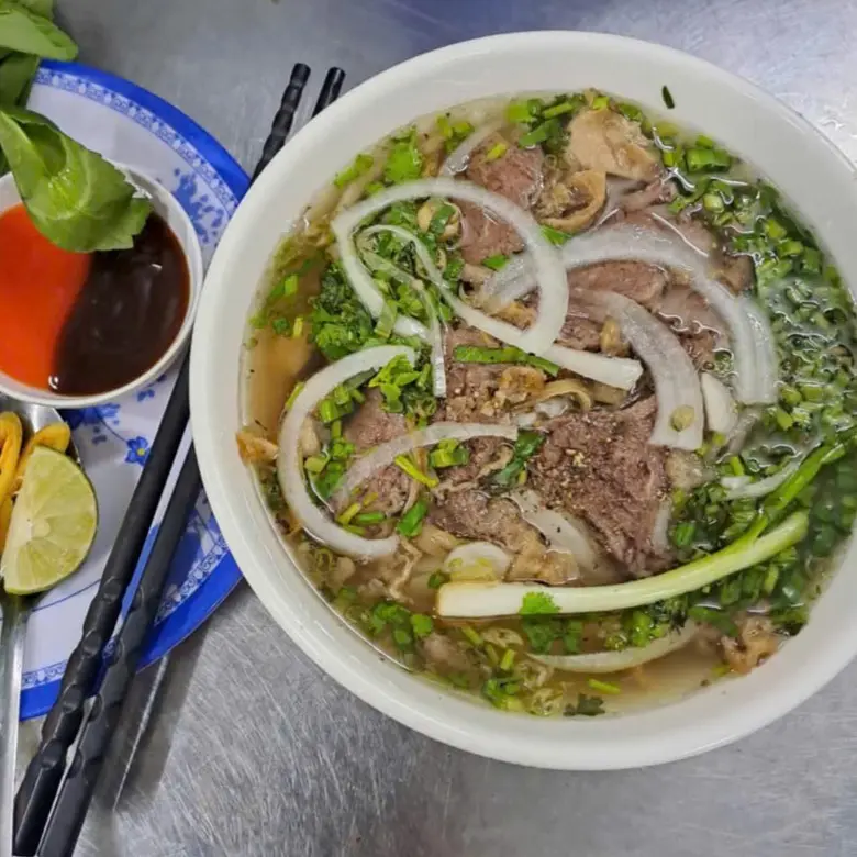 Ảnh bìa Phở Ngọc Lan - Bún Bò Huế & Bò Kho - Đường 3A