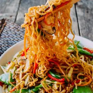Ảnh đại diện Mỳ Trộn Indo & Kimbap - Cơm Văn Phòng - Trần Quốc Vượng