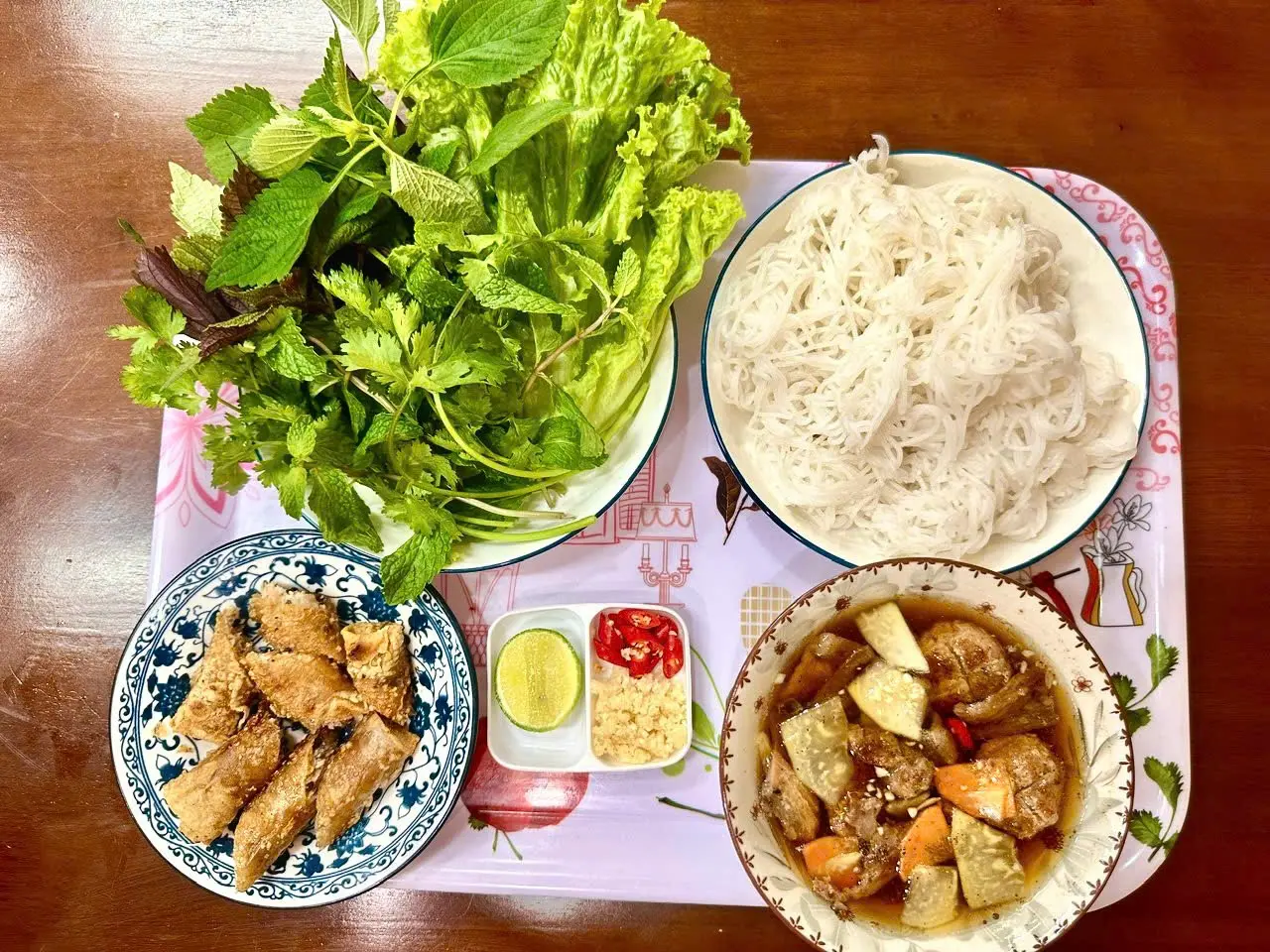 Ảnh bìa Bún Chả Hà Nội Huỳnh Minh - Đường 9A