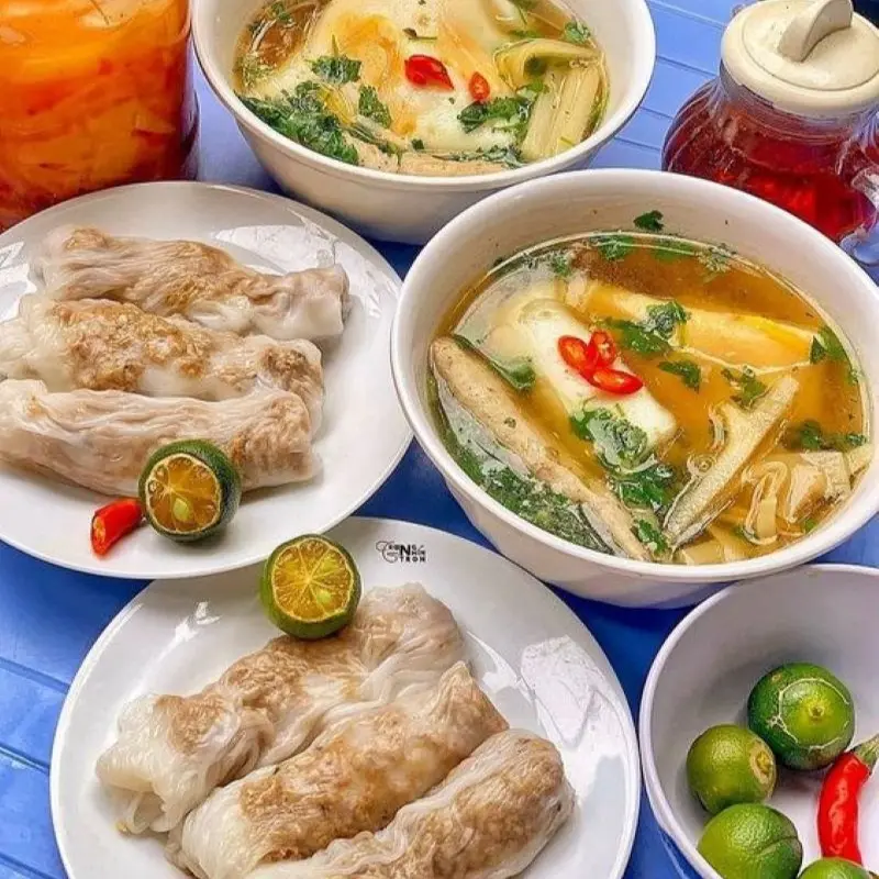 Ảnh bìa Minh Khang - Bánh Cuốn Cao Bằng & Phở Vịt Quay - Lê Trọng Tấn