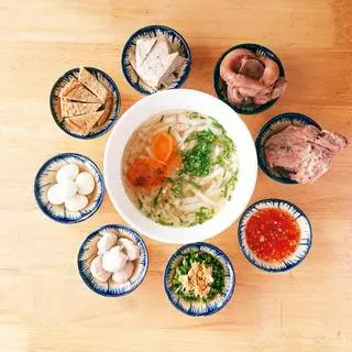 Ảnh đại diện Bánh Canh Đường Ray - Lương Ngọc Quyến