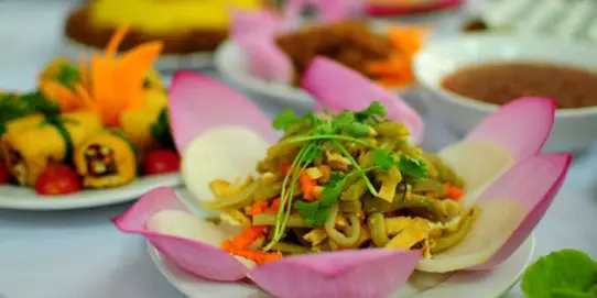 Ảnh bìa Bếp Chay Biết Ơn - Nguyễn Tư Giản