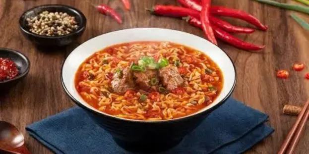 Ảnh bìa Tiệm Mì Chú Hồng - Mì Bò Tê Cay & Mì Gà Nấm Thảo Mộc - Phan Văn Trị