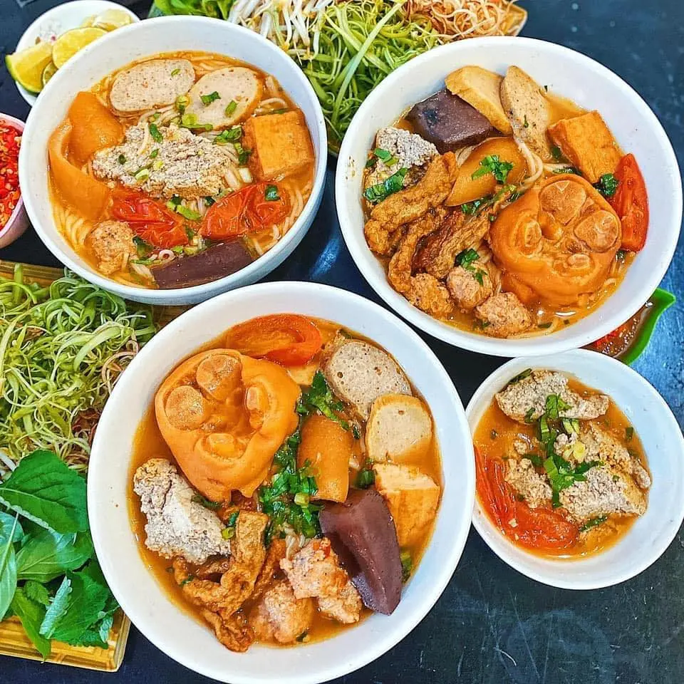 Ảnh bìa BÚN RIÊU CHỊ OANH - Đường Số 2