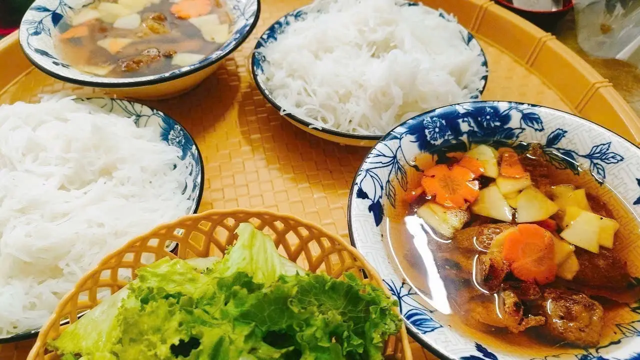 Ảnh bìa Tít Thò Lò - Bún Chả, Bún Trộn & Bún Đậu - Khu Đất Dịch Vụ Dương Nội