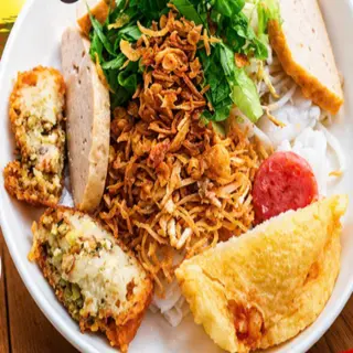Ảnh đại diện 8 Hòa Dung - Bánh Cuốn Nóng, Bánh Tôm & Bánh Cóng - Lê Đức Thọ 