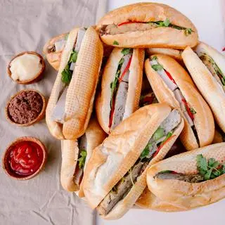 Ảnh đại diện Bánh Mì Gánh - Bánh Mì Chả Thịt Nguội & Xôi Mặn - Kênh Tiêu Bà Điểm 1