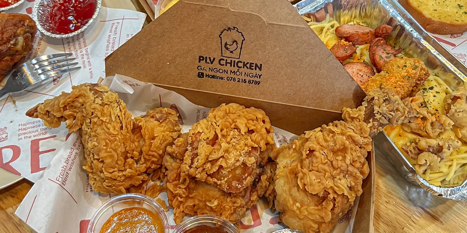 Ảnh bìa PLV Chicken - Gà Rán & Cơm Gà - Lê Văn Duyệt